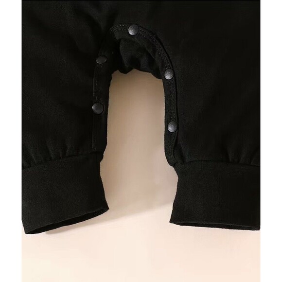 0-3M 2-PCS Baby First Halloween Romper with Bat Wings + Hat "My 1st Halloween" - Picture 5 of 11